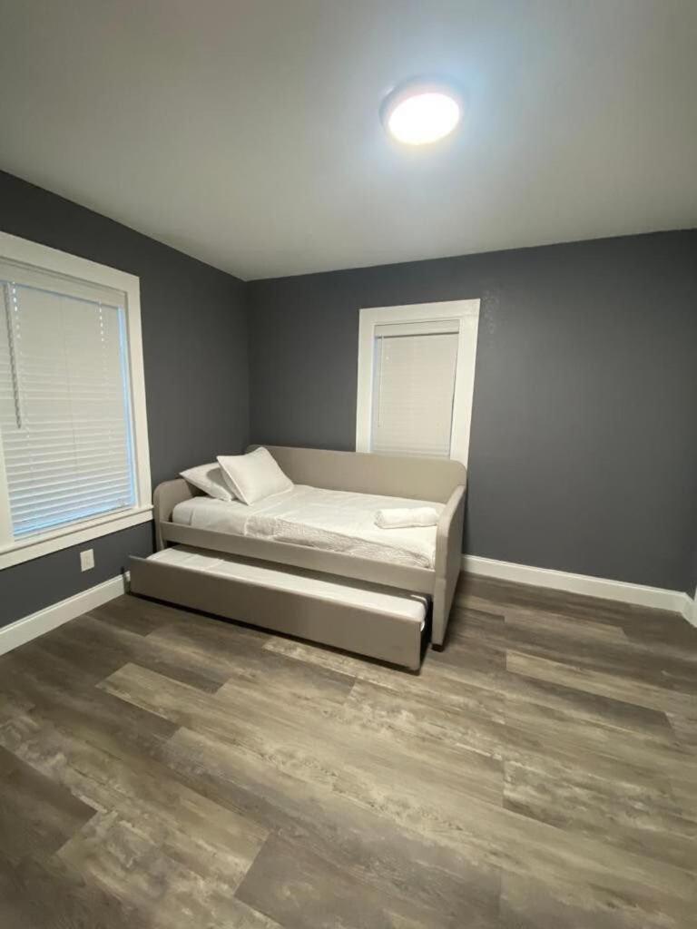 Stilysh 4/2 Bd Near Adv Island Busch Gardens Holiday home Tampa