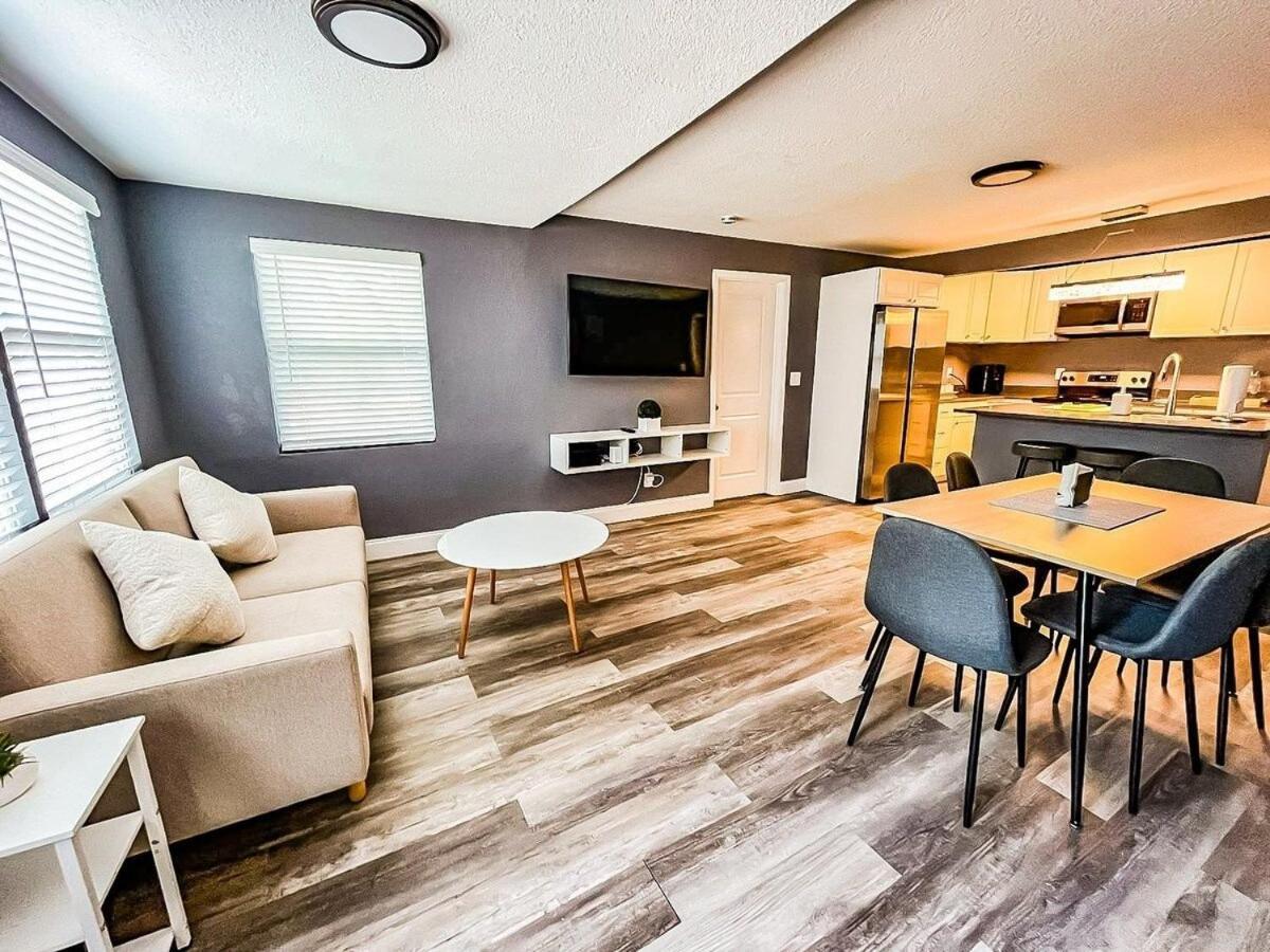 Stilysh 4/2 Bd Near Adv Island Busch Gardens Holiday home