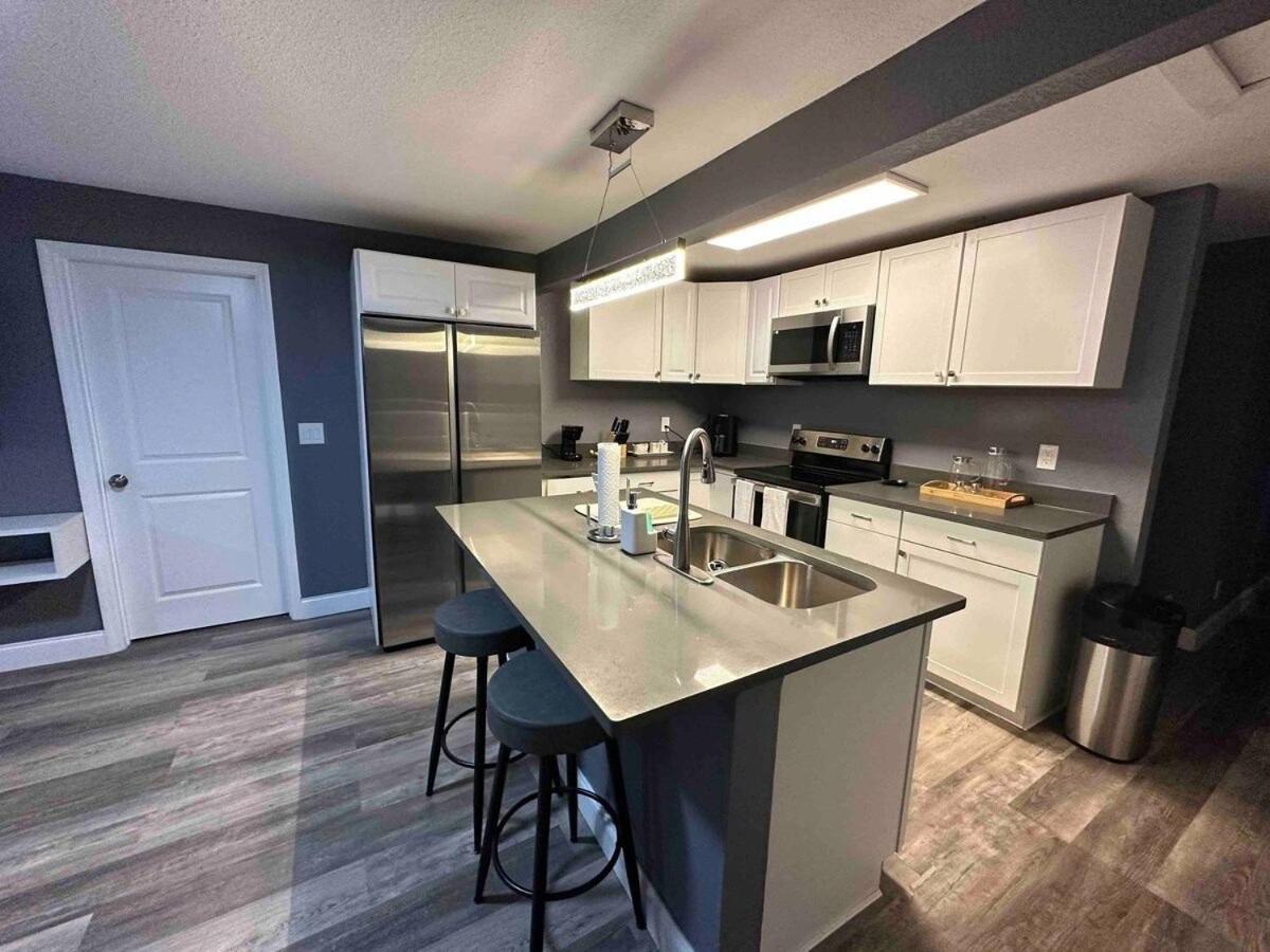 Stilysh 4/2 Bd Near Adv Island Busch Gardens Holiday home Tampa