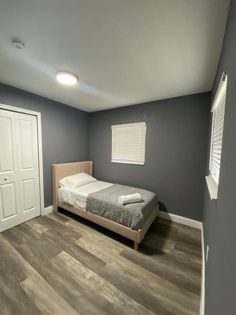 Holiday home Stilysh 4/2 Bd Near Adv Island Busch Gardens Tampa